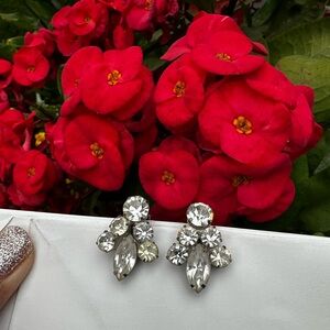 Vintage clip crystal earrings